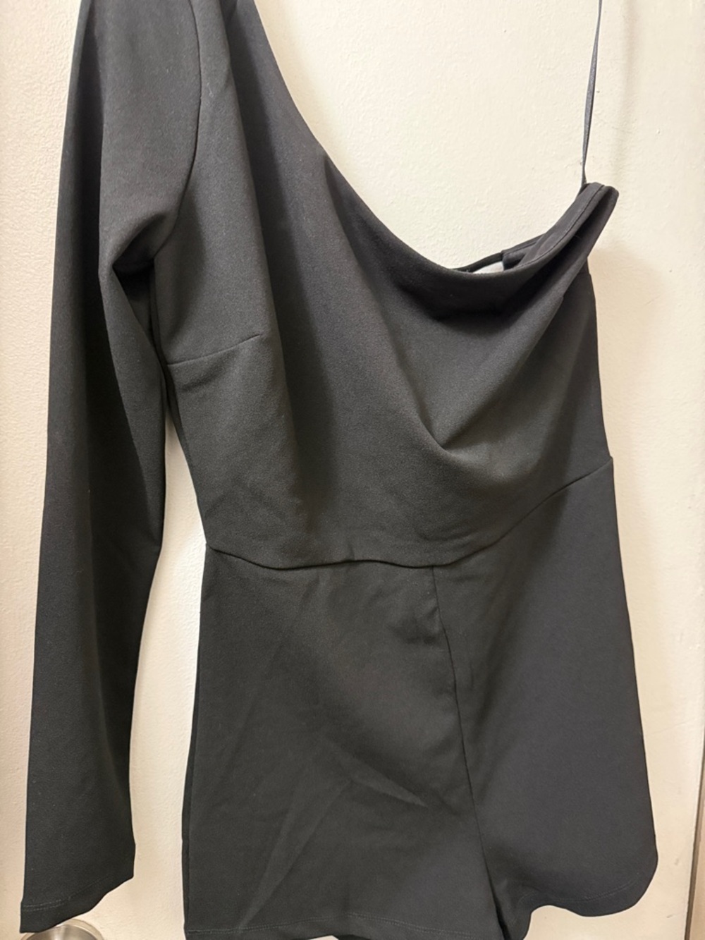 Black One-Shoulder Long Sleeve Dress